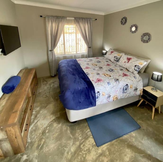 Stellies Accommodation - Room 1 基特曼斯胡普 外观 照片